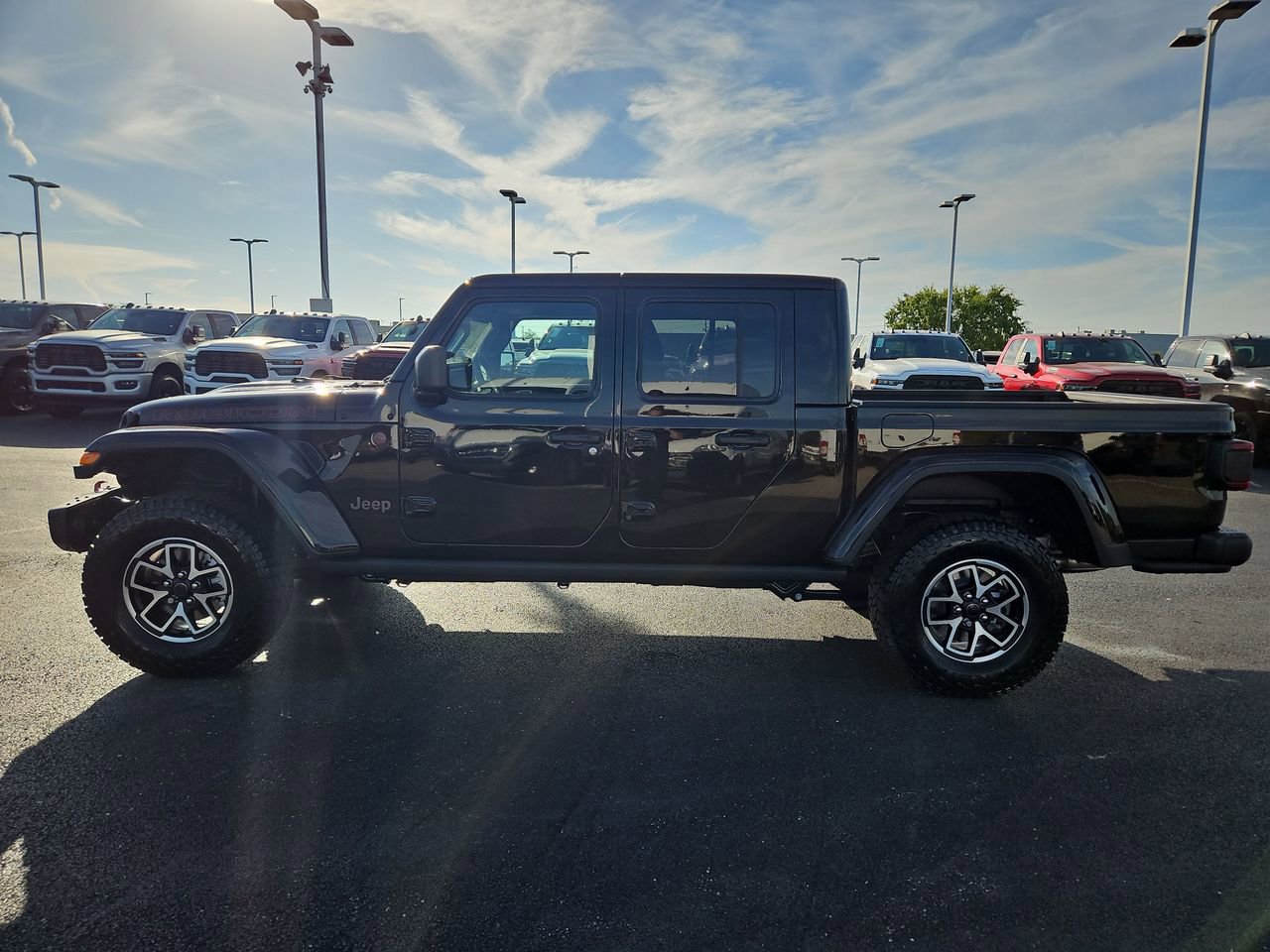 New 2025 Jeep Gladiator Rubicon image 4
