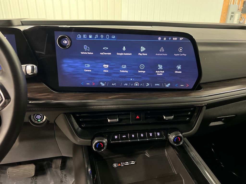 Certified 2025 Chevrolet Suburban Z71 AWD/4WD image 24