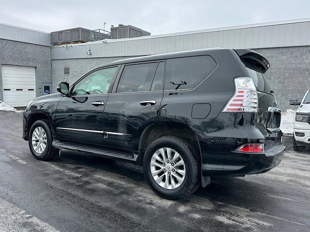 Used 2019 Lexus GX 460 image 6