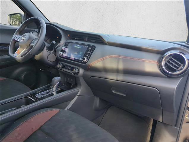 Used 2024 Nissan Kicks SR image 29