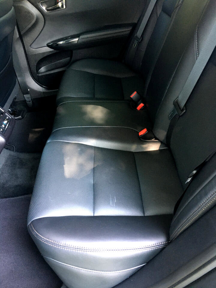 Used 2018 Toyota Avalon XLE Premium image 13