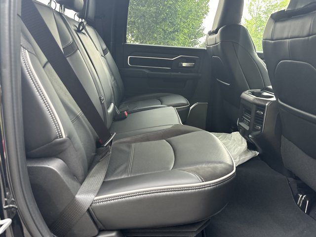 New 2026 RAM 2500 Laramie AWD/4WD image 14