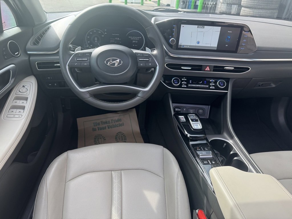 Used 2022 Hyundai Sonata Limited image 17