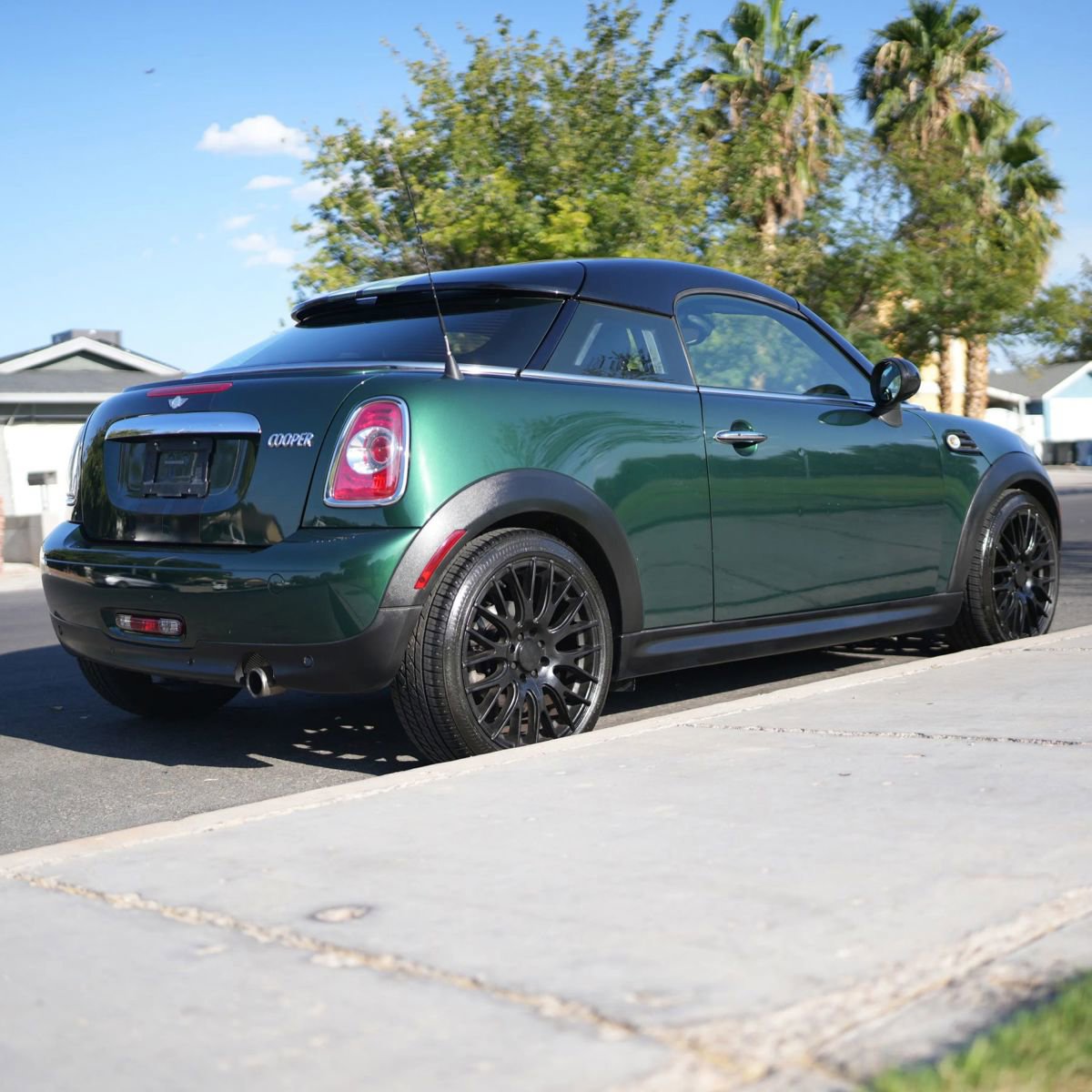 Used 2015 MINI Cooper Coupe image 9