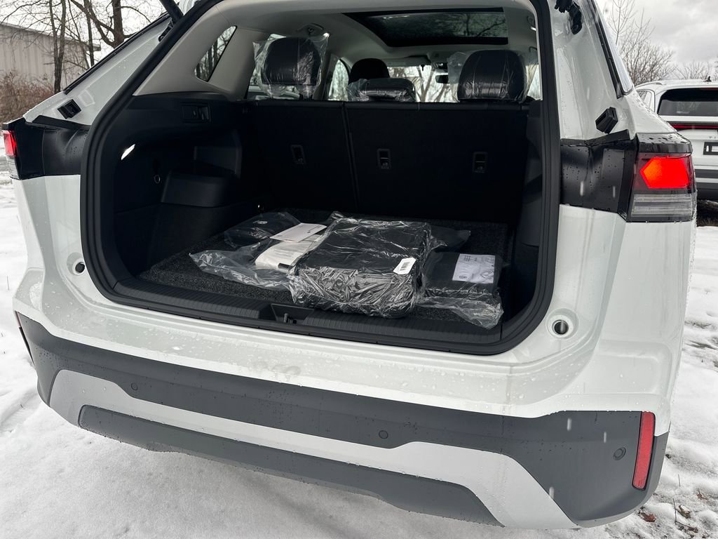 New 2026 Volkswagen Tiguan SE image 15