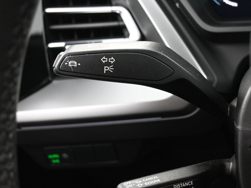 Used 2024 Audi Q4 e-tron Premium w/ Convenience Package image 20