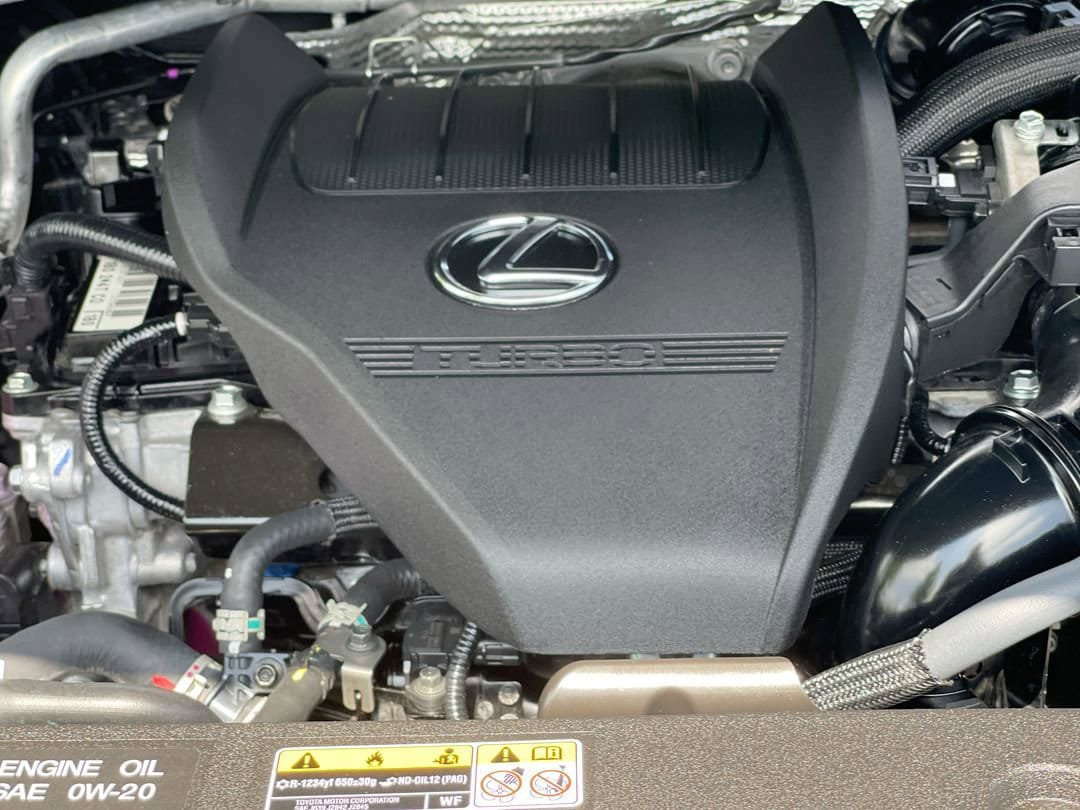 Used 2025 Lexus RX 350 AWD w/ Convenience Package image 18