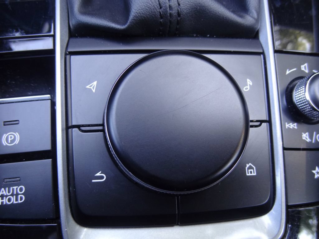 Used 2025 MAZDA MAZDA3 s FWD image 29