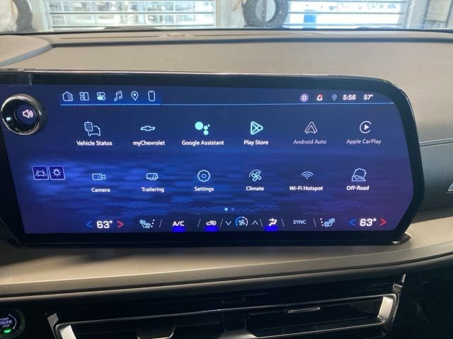 Used 2025 Chevrolet Traverse LT AWD/4WD image 18