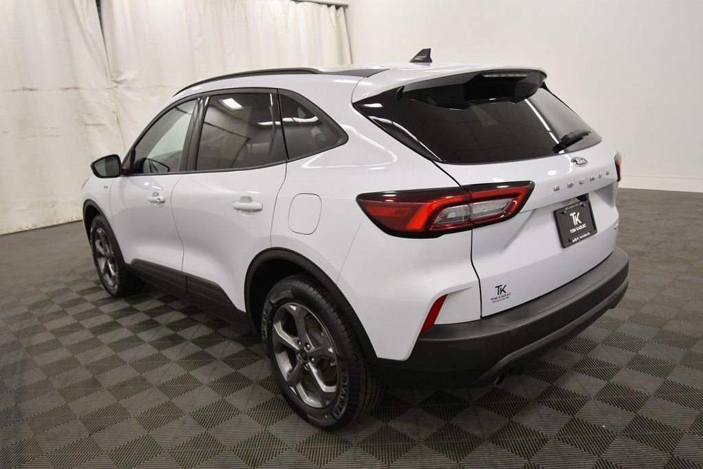 Used 2025 Ford Escape ST-Line Select image 5