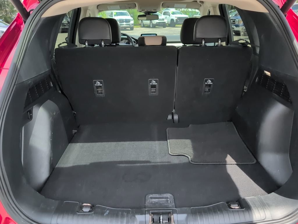 Certified 2020 Ford Escape Titanium image 12