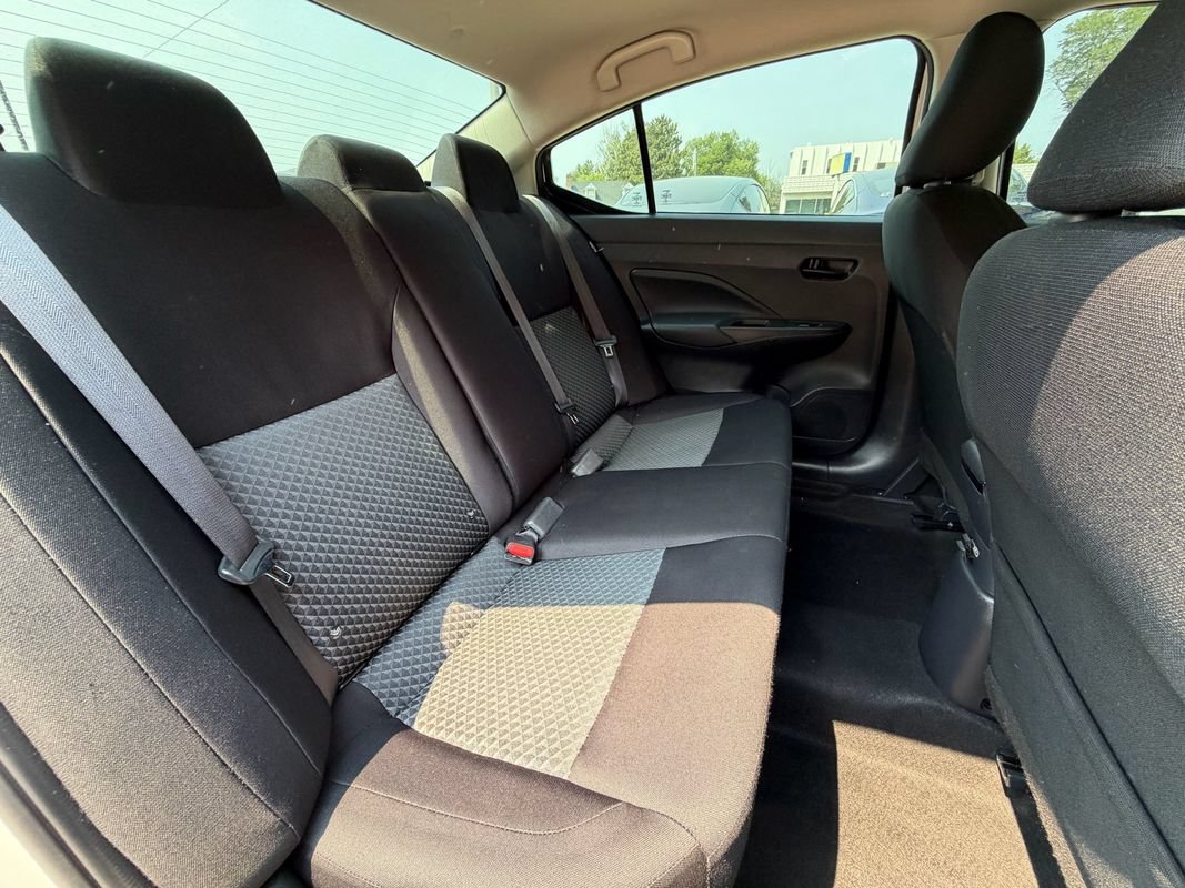 Used 2021 Nissan Versa S FWD image 25