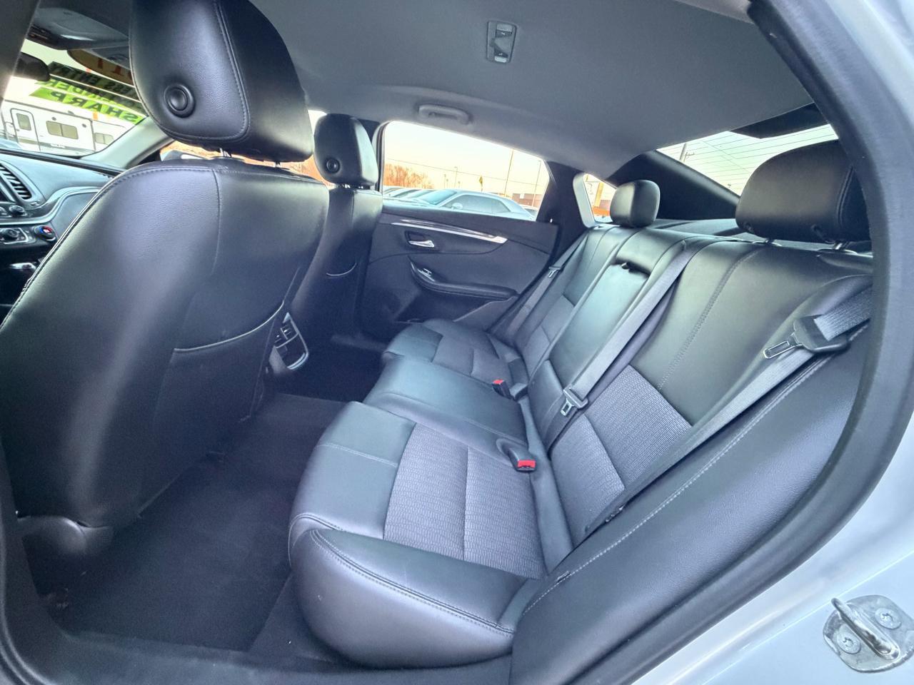 Used 2017 Chevrolet Impala LT image 13