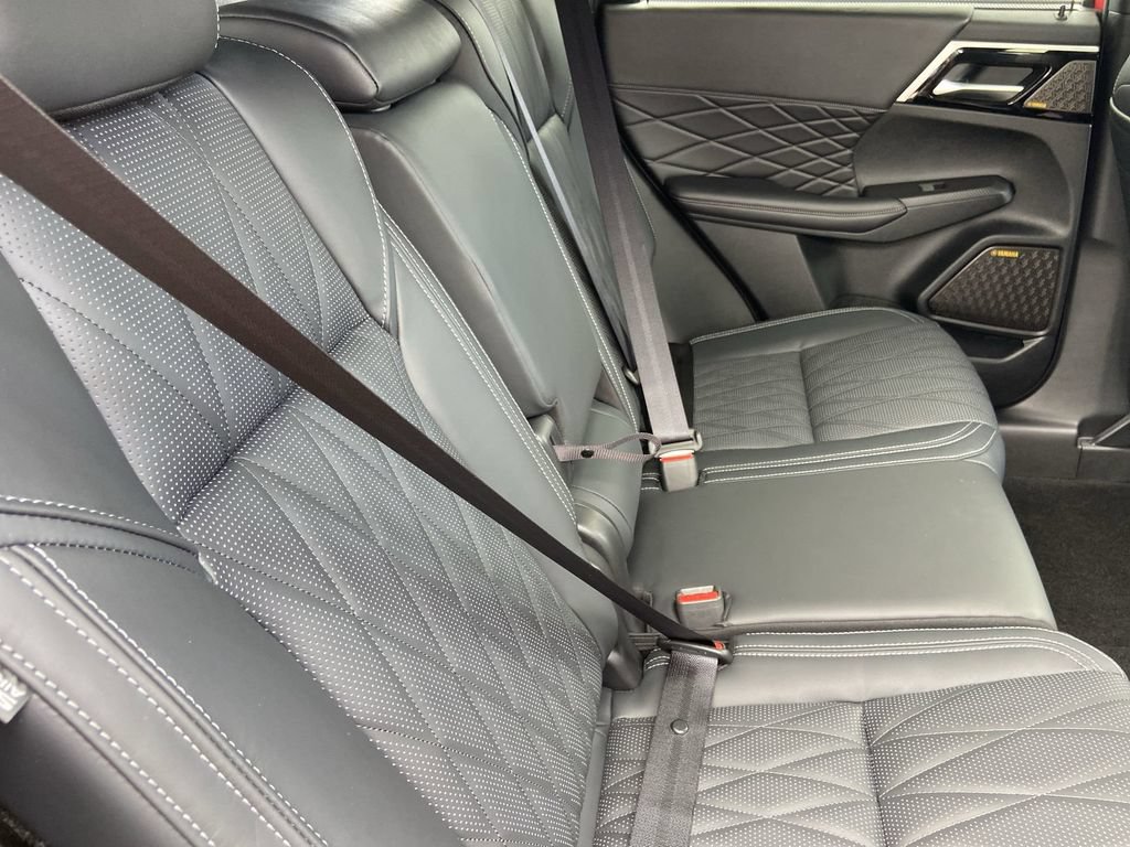 New 2026 Mitsubishi Outlander SEL Black Edition AWD/4WD image 24