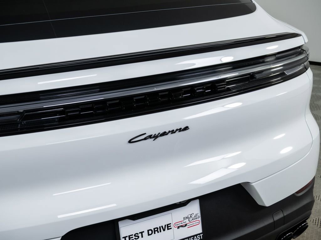 New 2026 Porsche Cayenne Coupe image 39