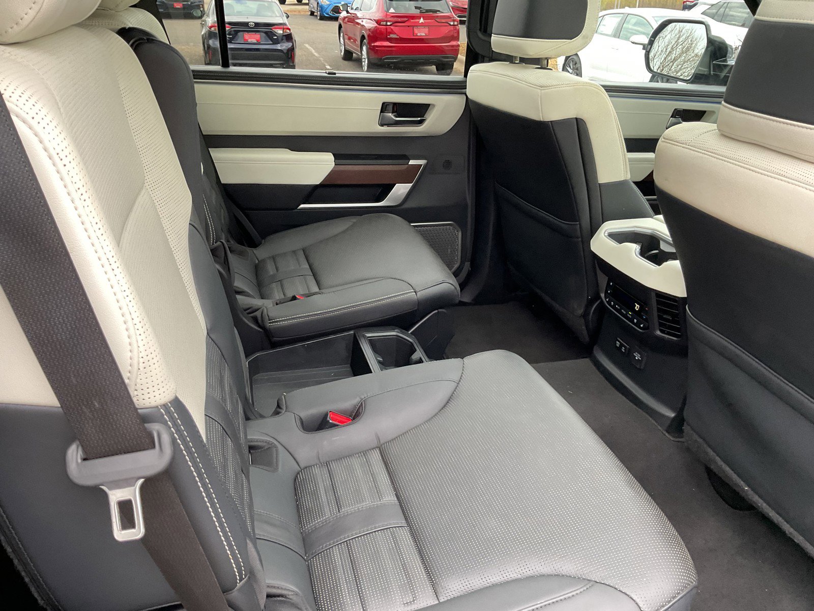 Used 2024 Toyota Sequoia Capstone image 27