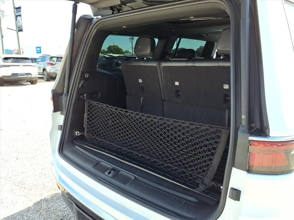 Used 2023 Jeep Wagoneer 4WD w/ Premium Group I image 32