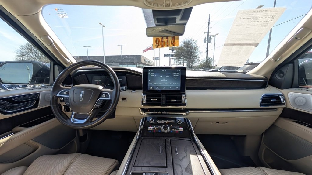 Used 2019 Lincoln Navigator L Reserve w/ Cargo Package image 8