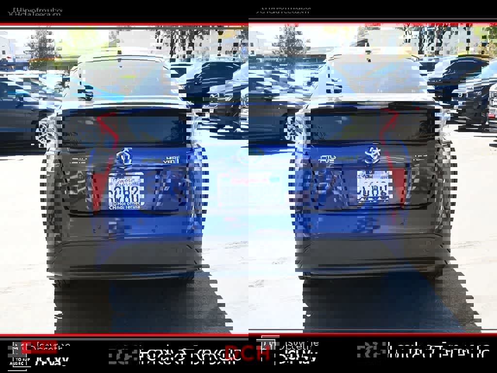 Used 2018 Toyota Prius Two w/ Prius Two Safety Plus Package FWD image 6