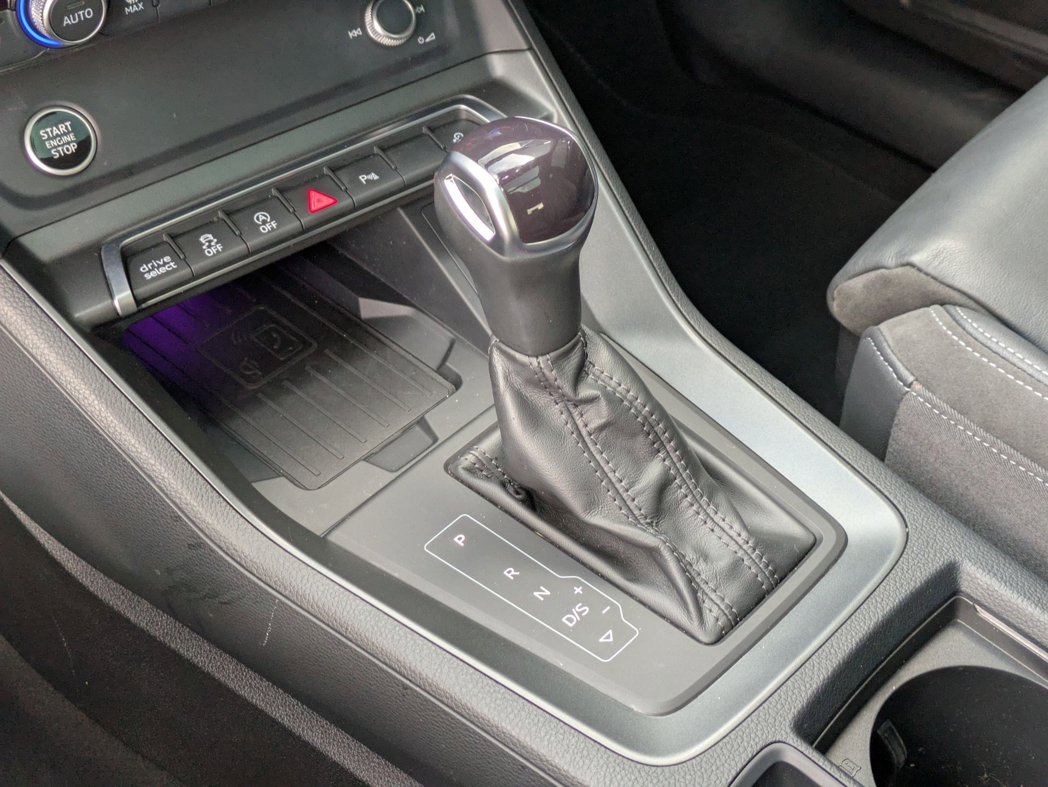 Used 2023 Audi Q3 2.0T Premium Plus w/ Premium Plus Package image 19