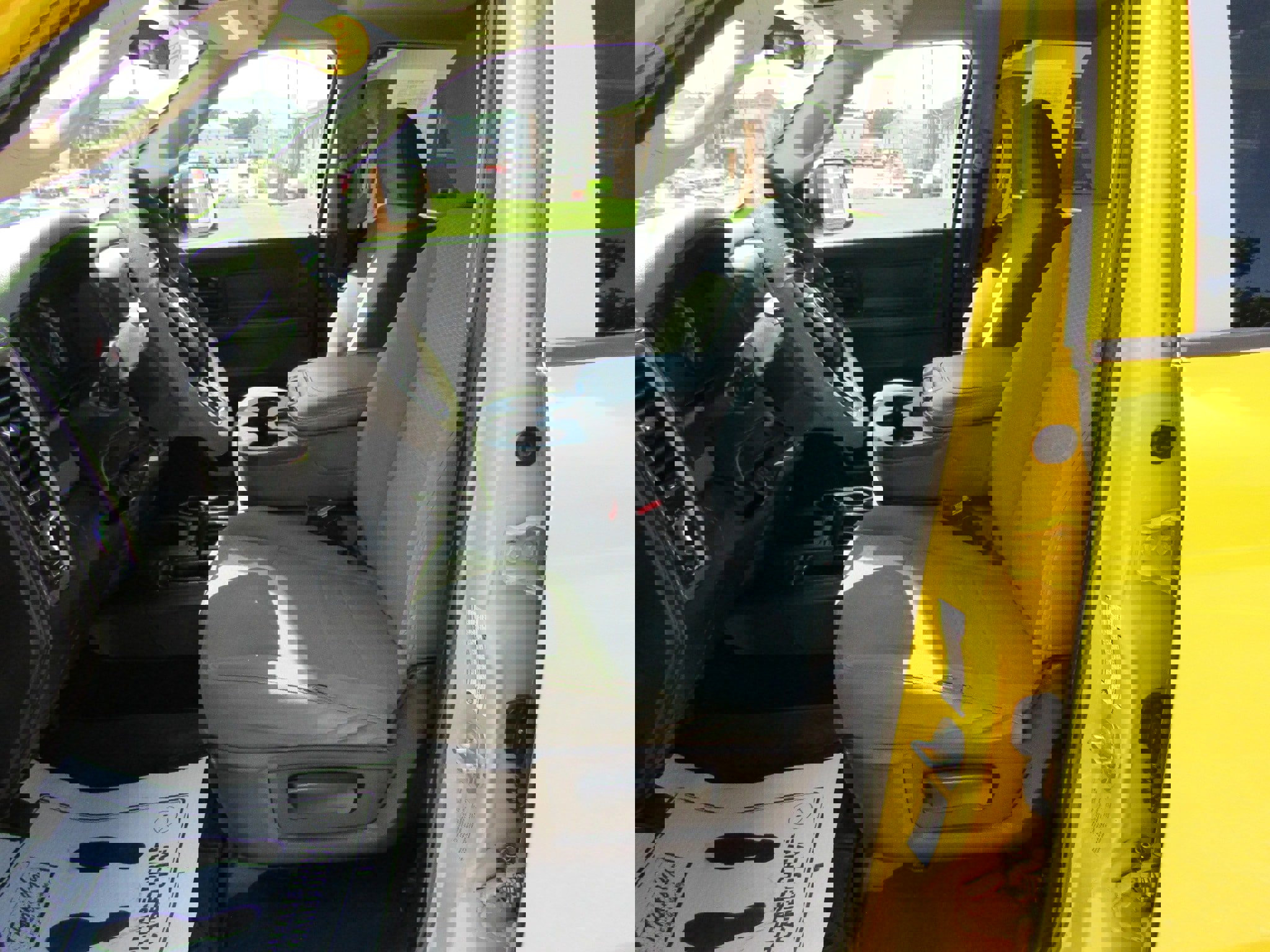 Used 2017 RAM 2500 Tradesman w/ Chrome Appearance Group image 13