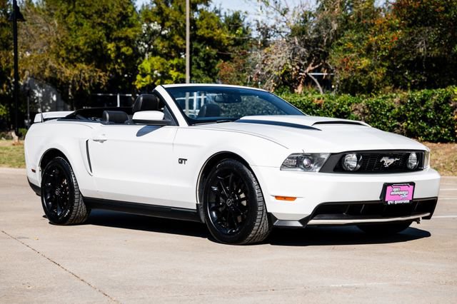Used 2010 Ford Mustang GT Premium image 7