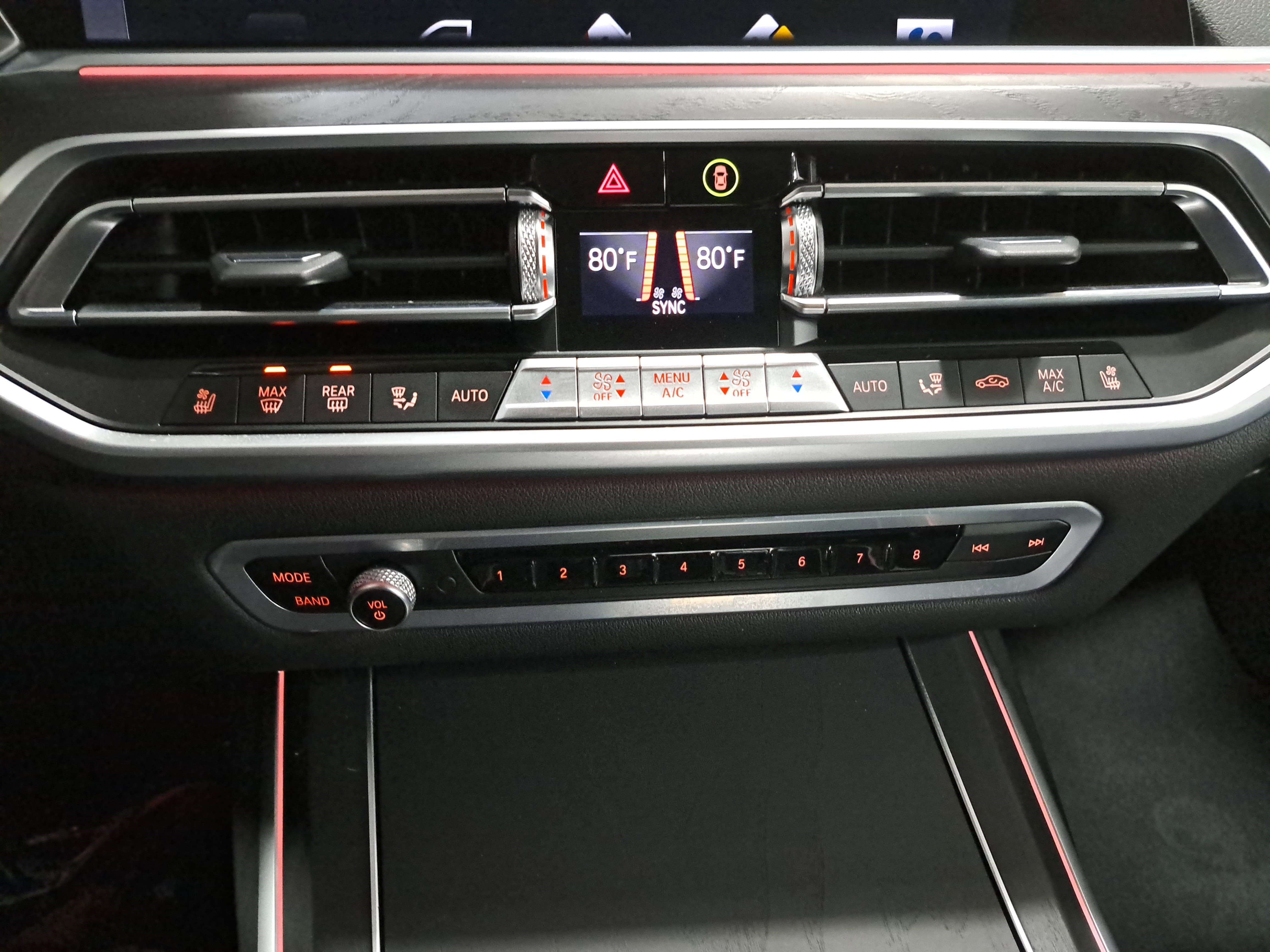 Used 2022 BMW X7 xDrive40i w/ Executive Package image 23