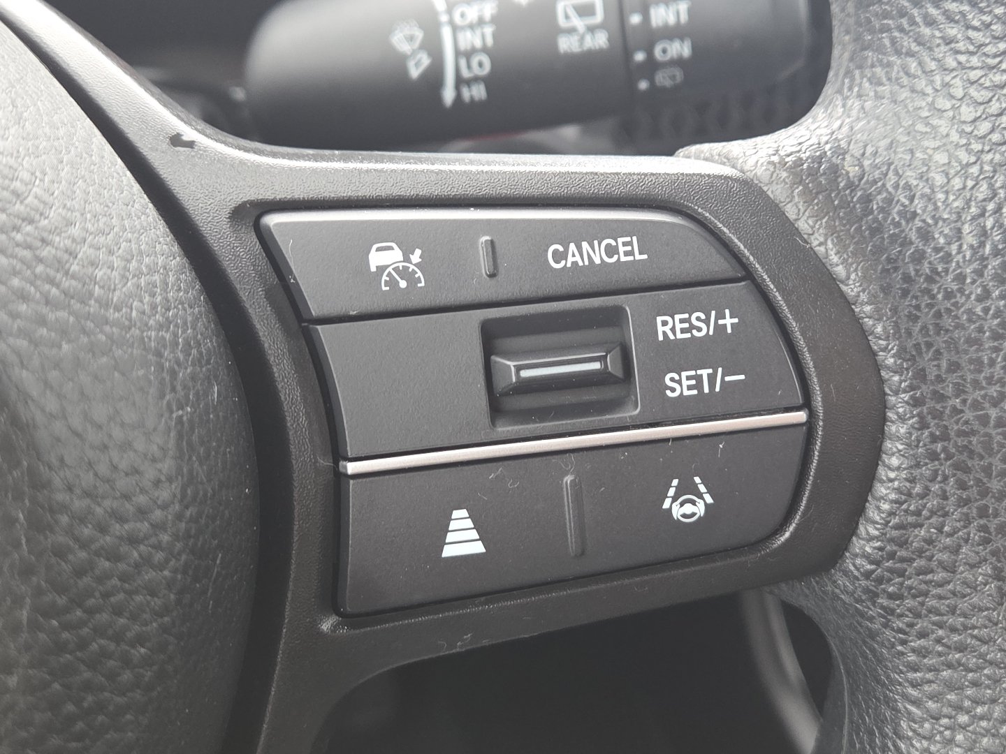 Used 2024 Honda CR-V LX image 7