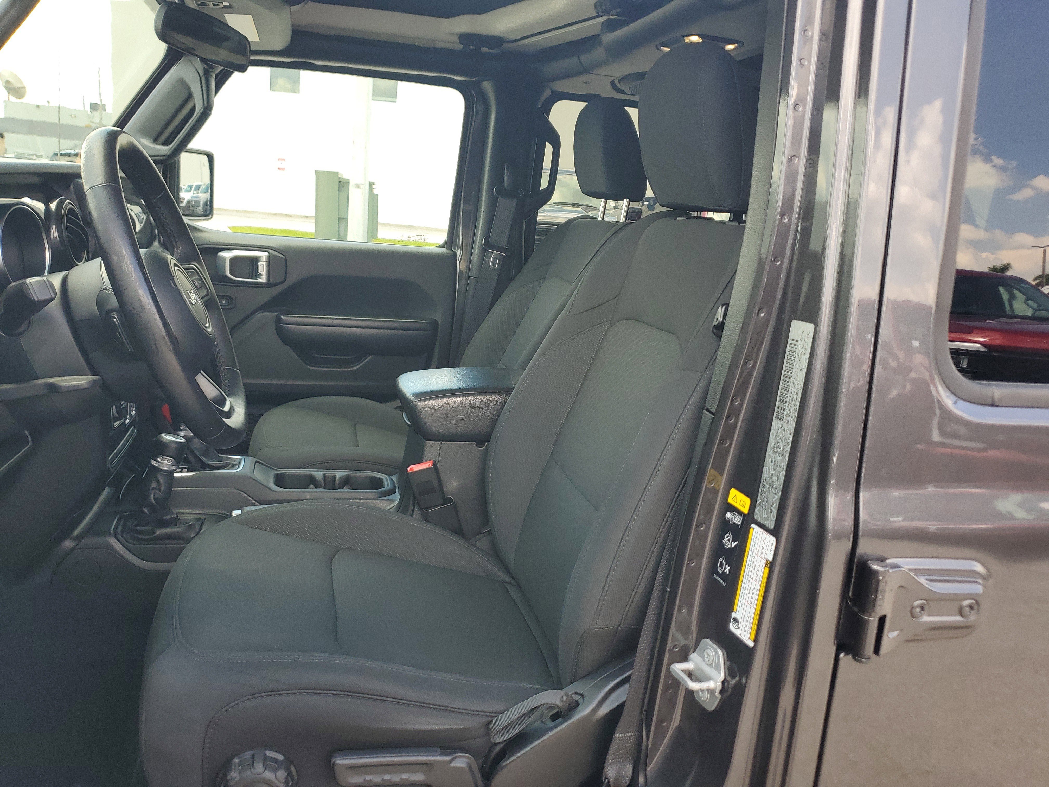 Used 2020 Jeep Wrangler Unlimited Sport image 11