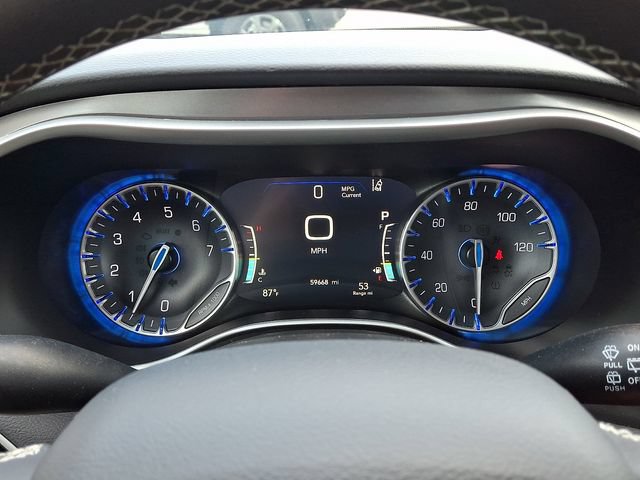 Used 2024 Chrysler Pacifica Touring-L FWD image 33