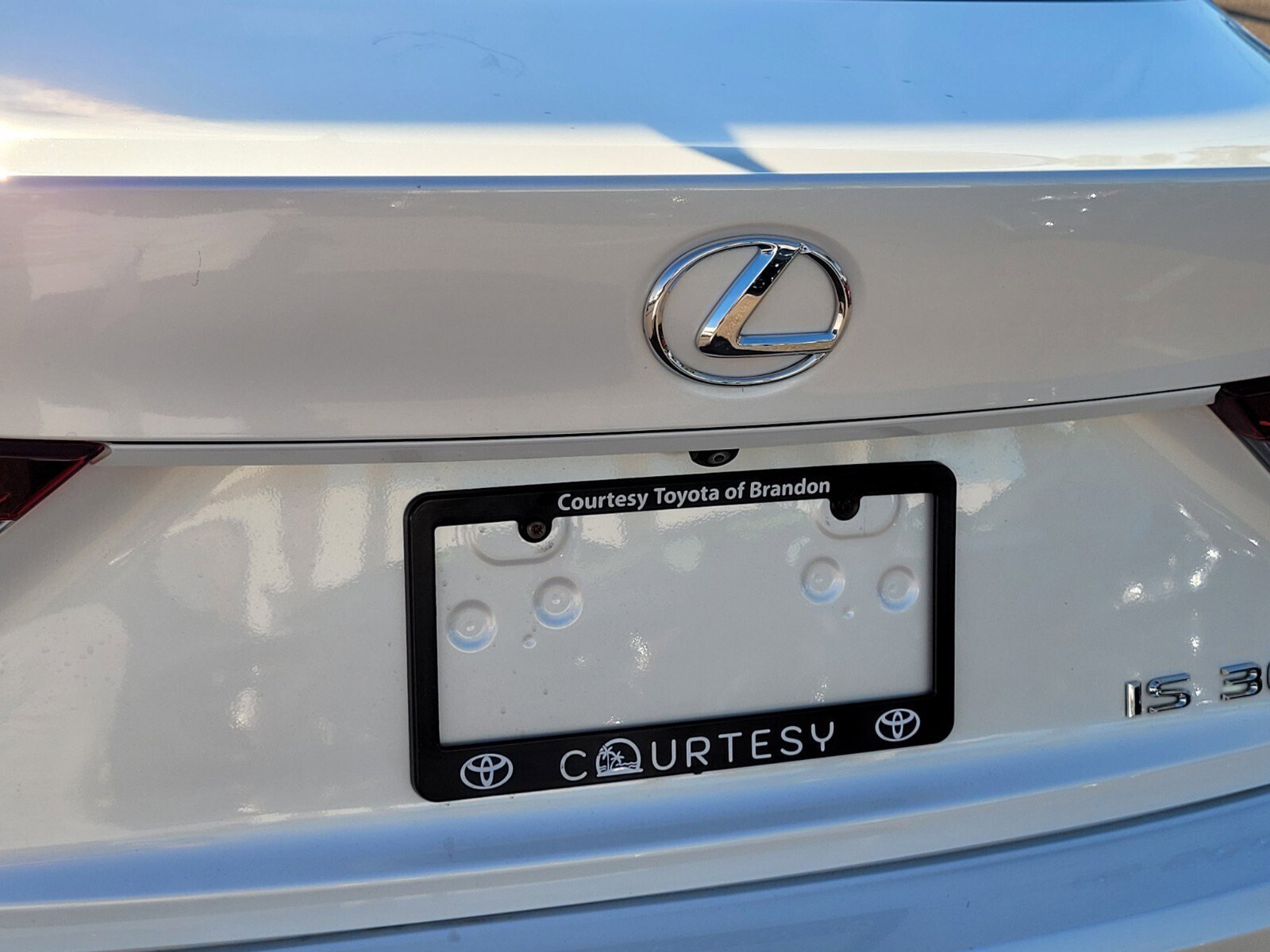 Used 2020 Lexus IS 300 image 9