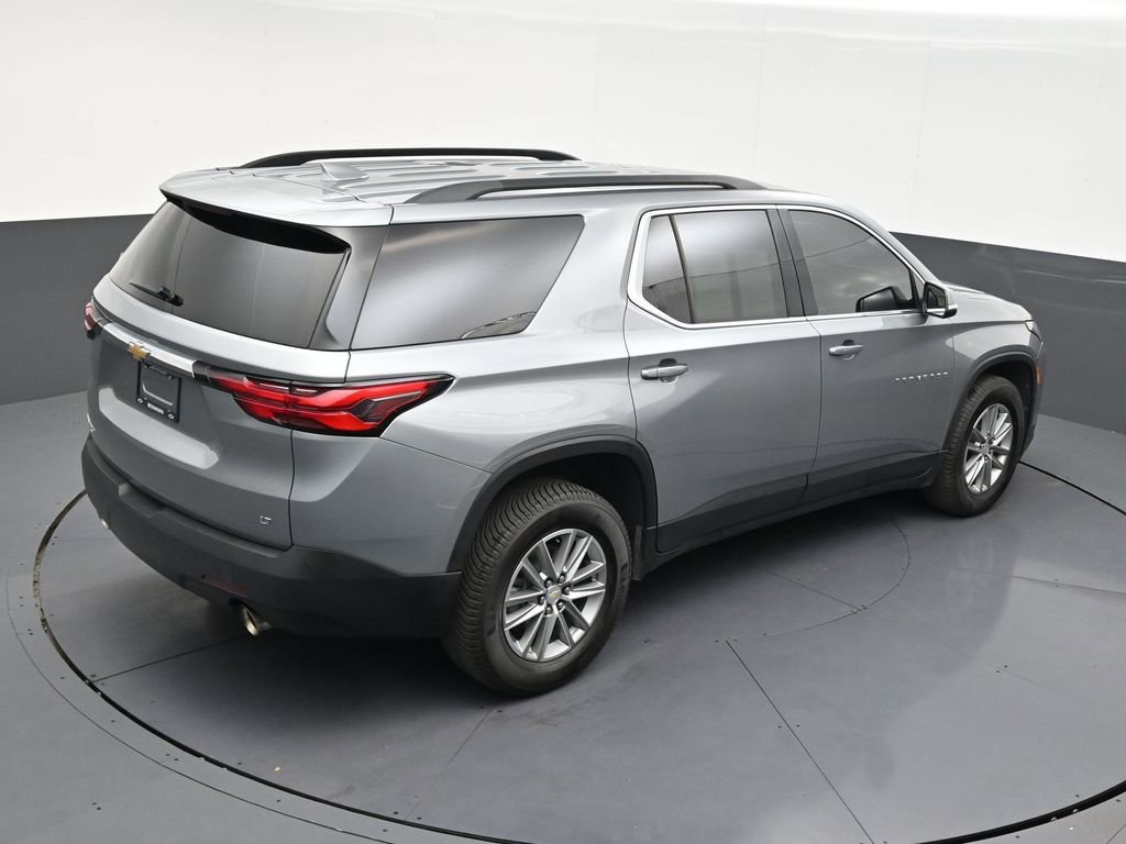 Used 2023 Chevrolet Traverse LT FWD image 17