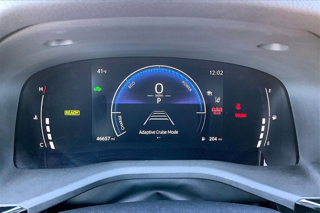 Used 2025 Toyota Camry SE image 18