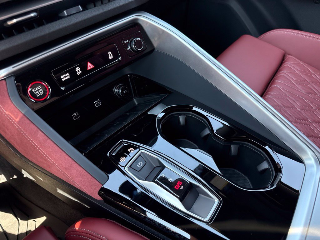 New 2026 Audi SQ5 Prestige AWD/4WD image 14