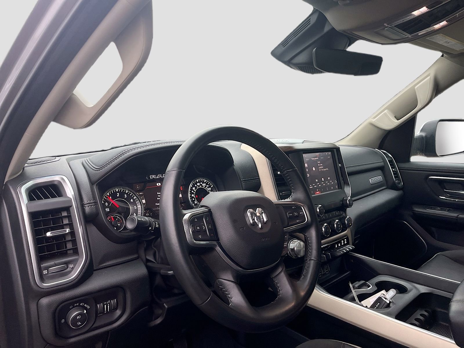 Used 2022 RAM 1500 Laramie image 9