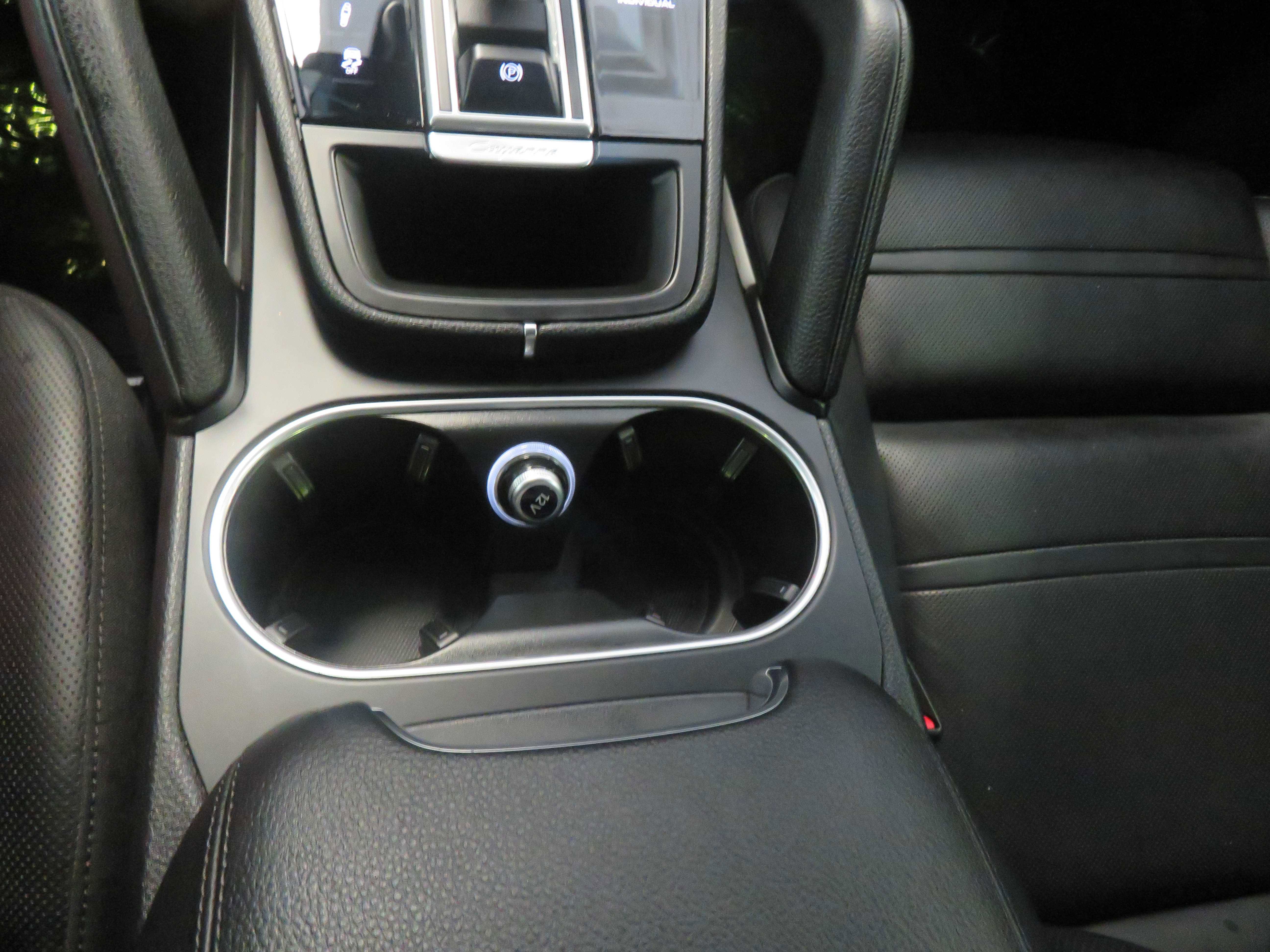 Used 2020 Porsche Cayenne S image 44