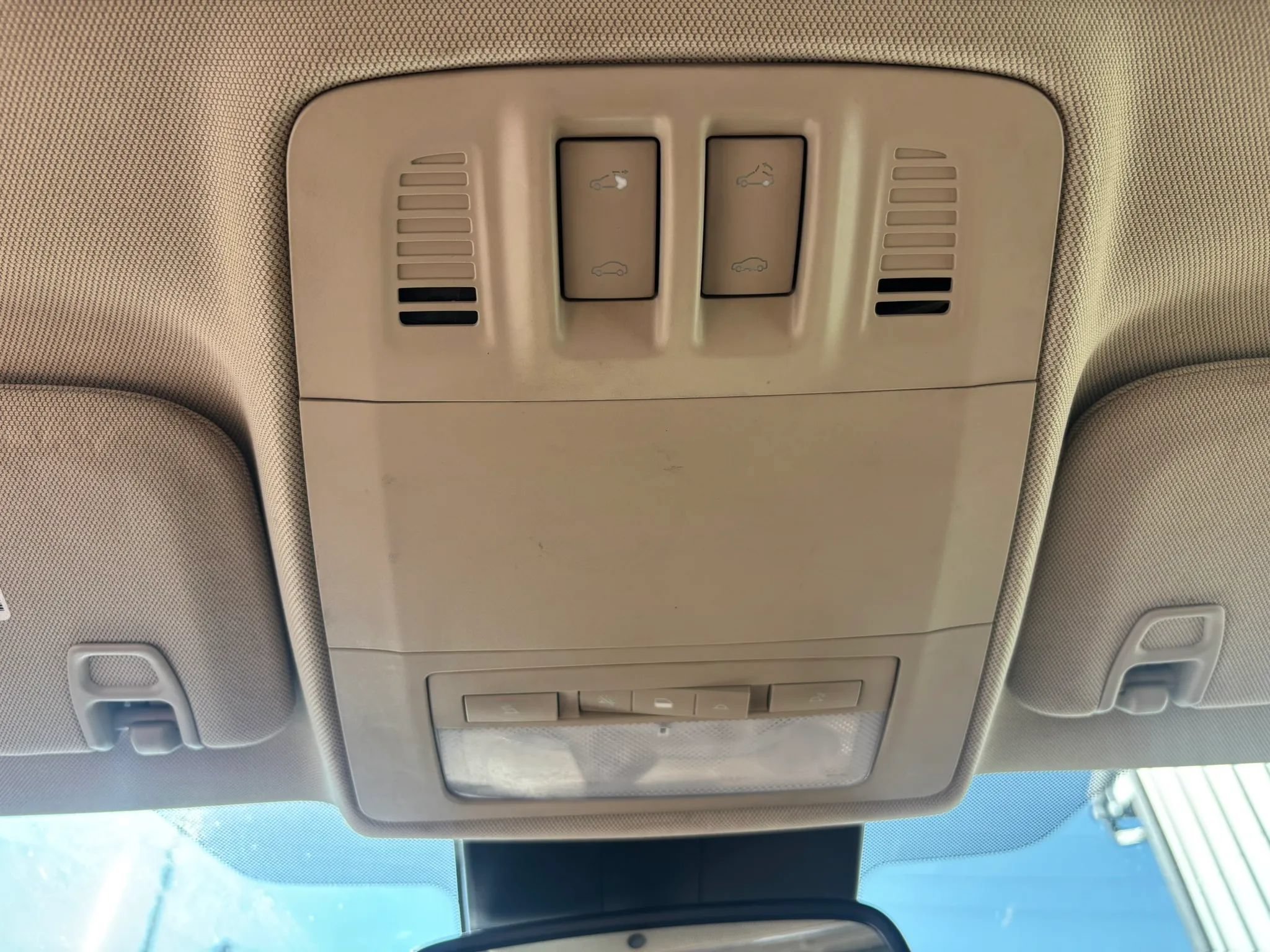 Used 2012 Buick Verano Leather FWD image 25