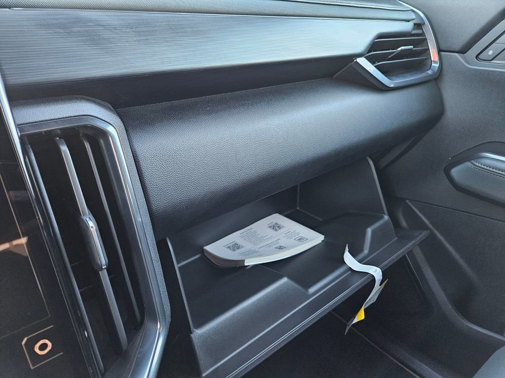 Used 2024 GMC Acadia AT4 w/ Super Cruise Package image 18