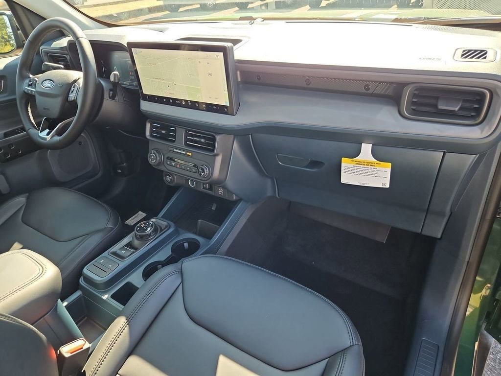 New 2025 Ford Maverick Lariat w/ Black Appearance Package image 33