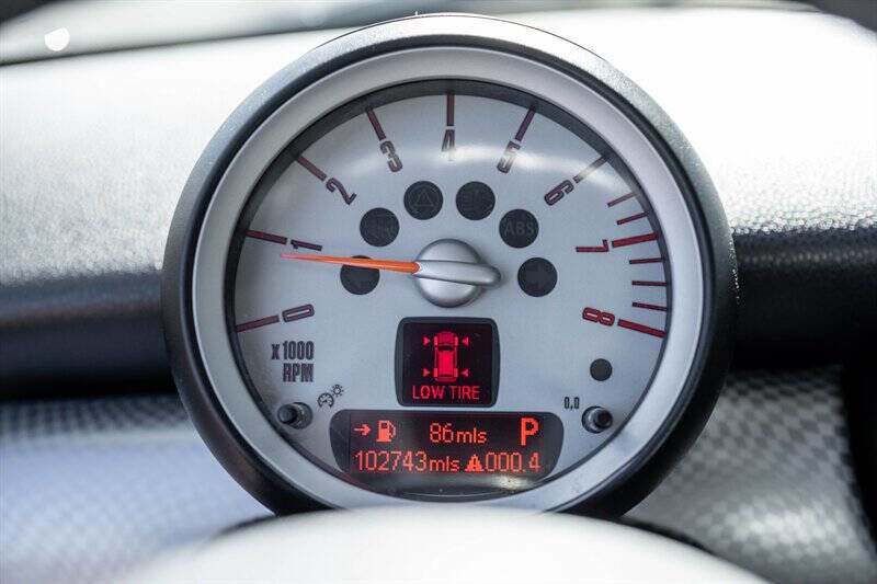 Used 2010 MINI Cooper S image 13