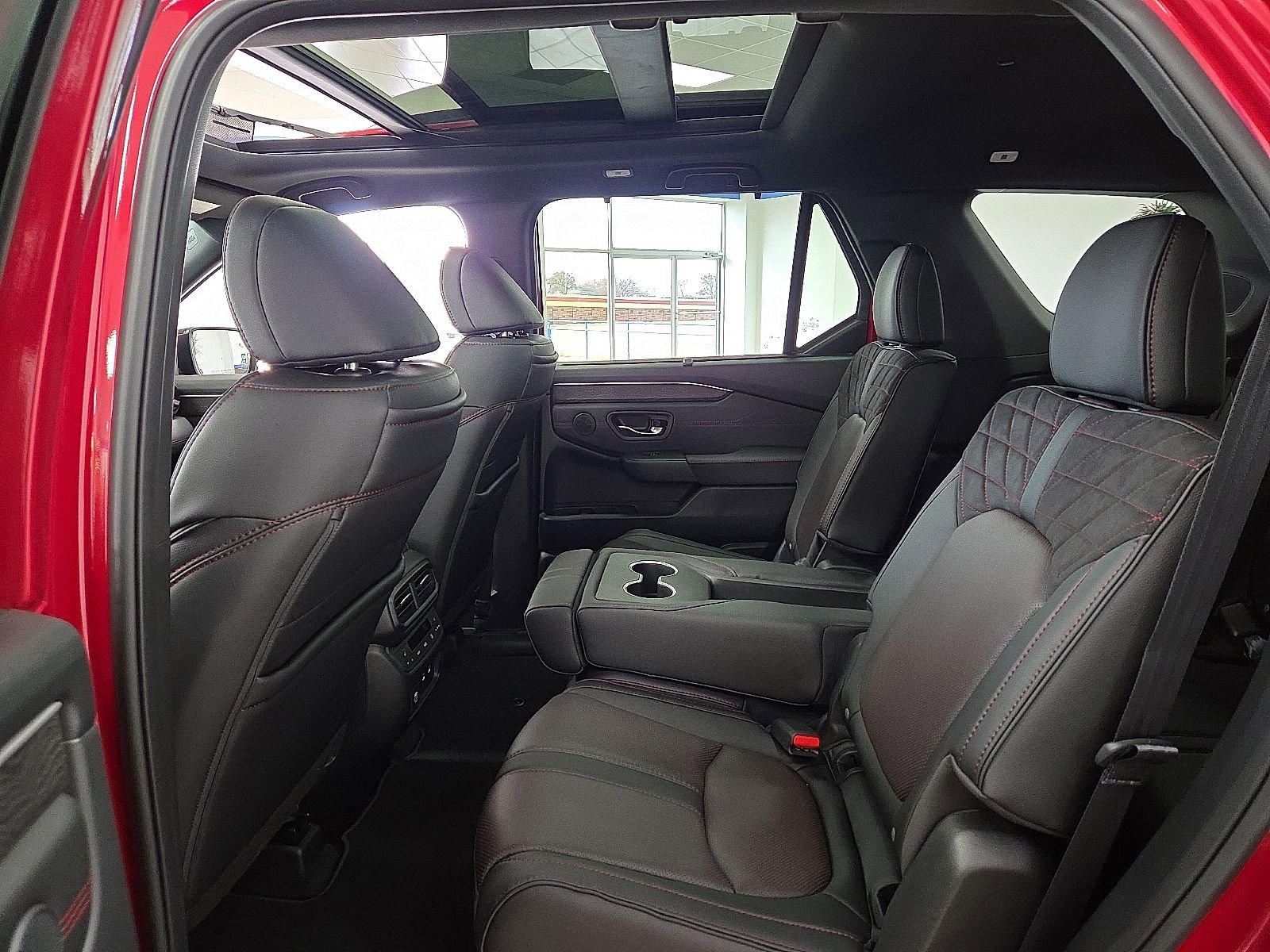 New 2026 Honda Pilot Black Edition image 10