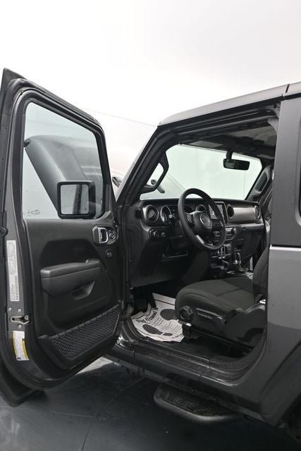 Used 2023 Jeep Wrangler Sport AWD/4WD image 14