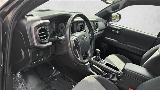 Certified 2023 Toyota Tacoma TRD Off-Road AWD/4WD image 11