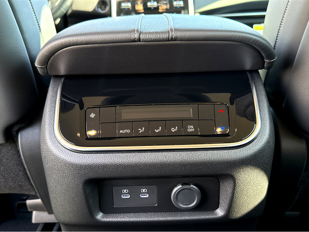 New 2026 Nissan Armada SV image 22