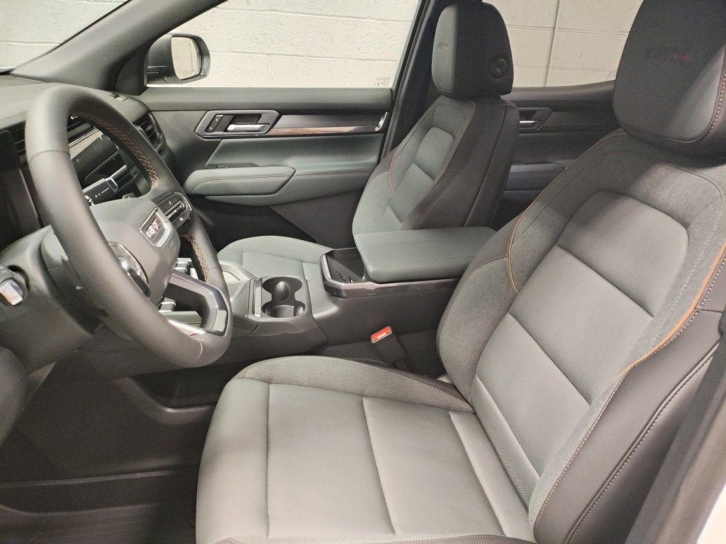 New 2026 GMC Terrain AT4 w/ Convenience Package III image 23