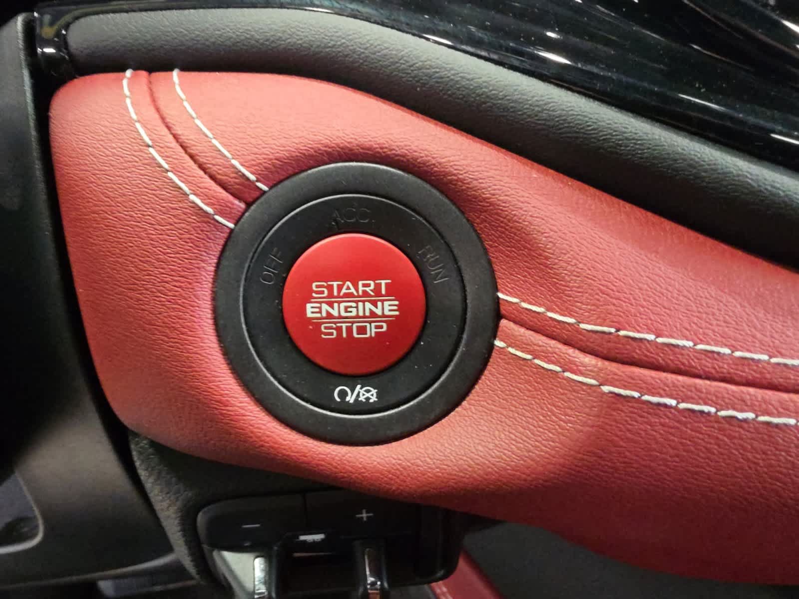 Used 2021 Dodge Durango SRT Hellcat w/ SRT Interior Appearance Group AWD/4WD image 23