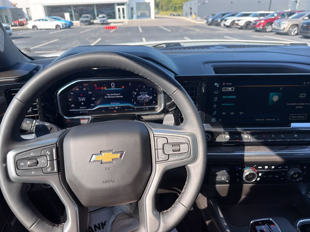 Used 2024 Chevrolet Silverado 1500 LTZ w/ LTZ Premium Package AWD/4WD image 16