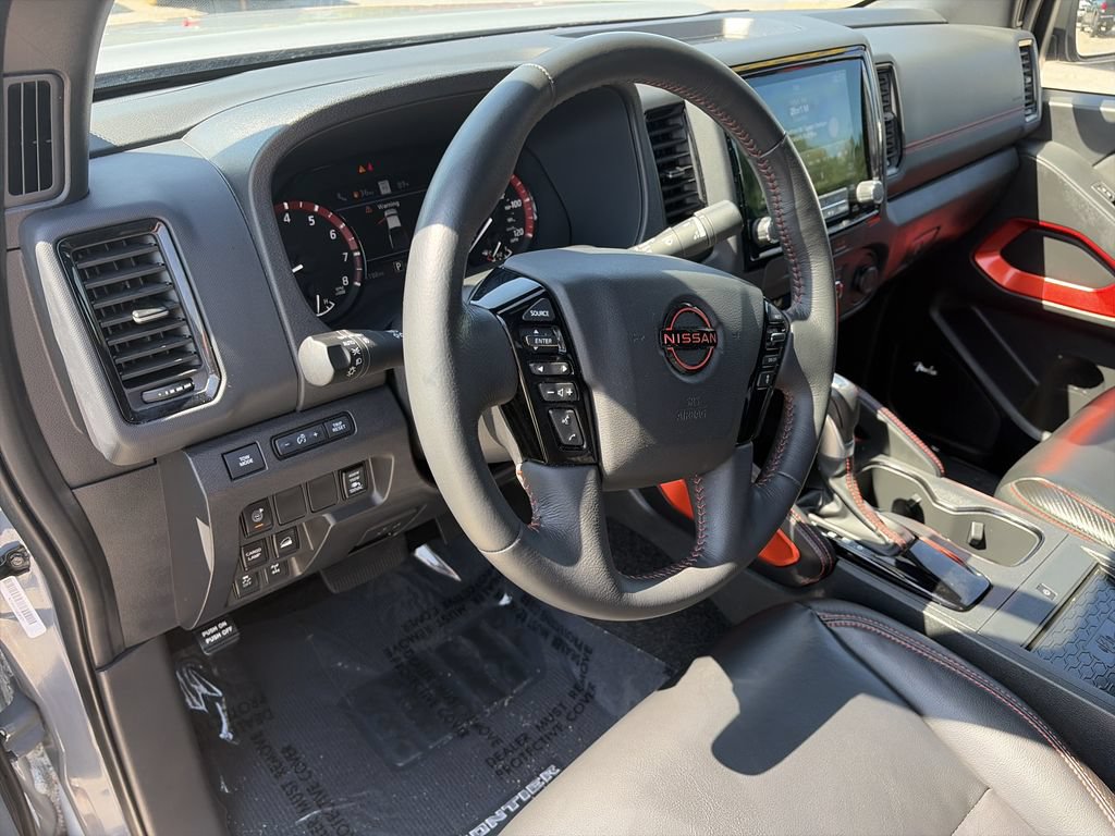 Used 2023 Nissan Frontier PRO-4X w/ Pro-4X Premium Package AWD/4WD image 10