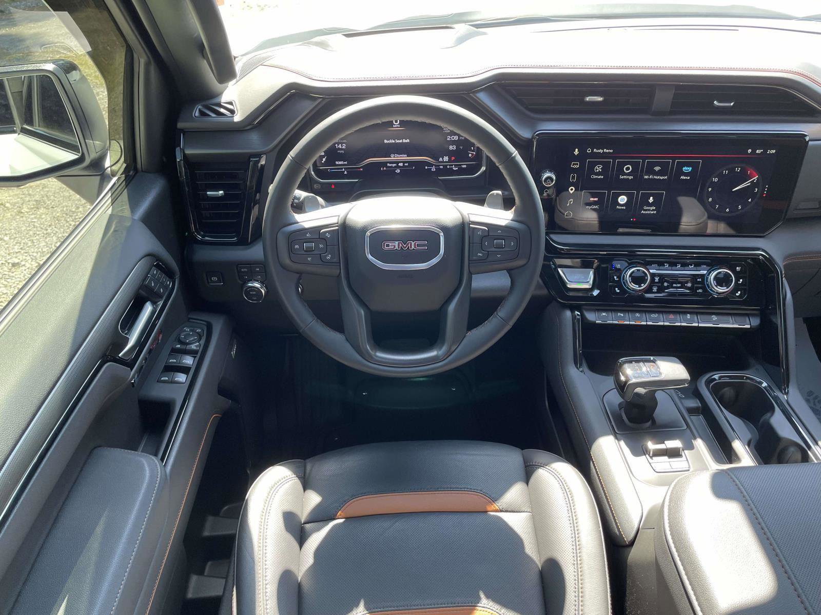 Used 2025 GMC Sierra 1500 AT4 w/ AT4 Premium Package image 2