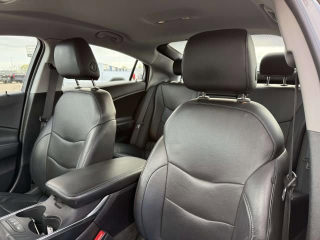 Used 2018 Chevrolet Volt Premier FWD image 9